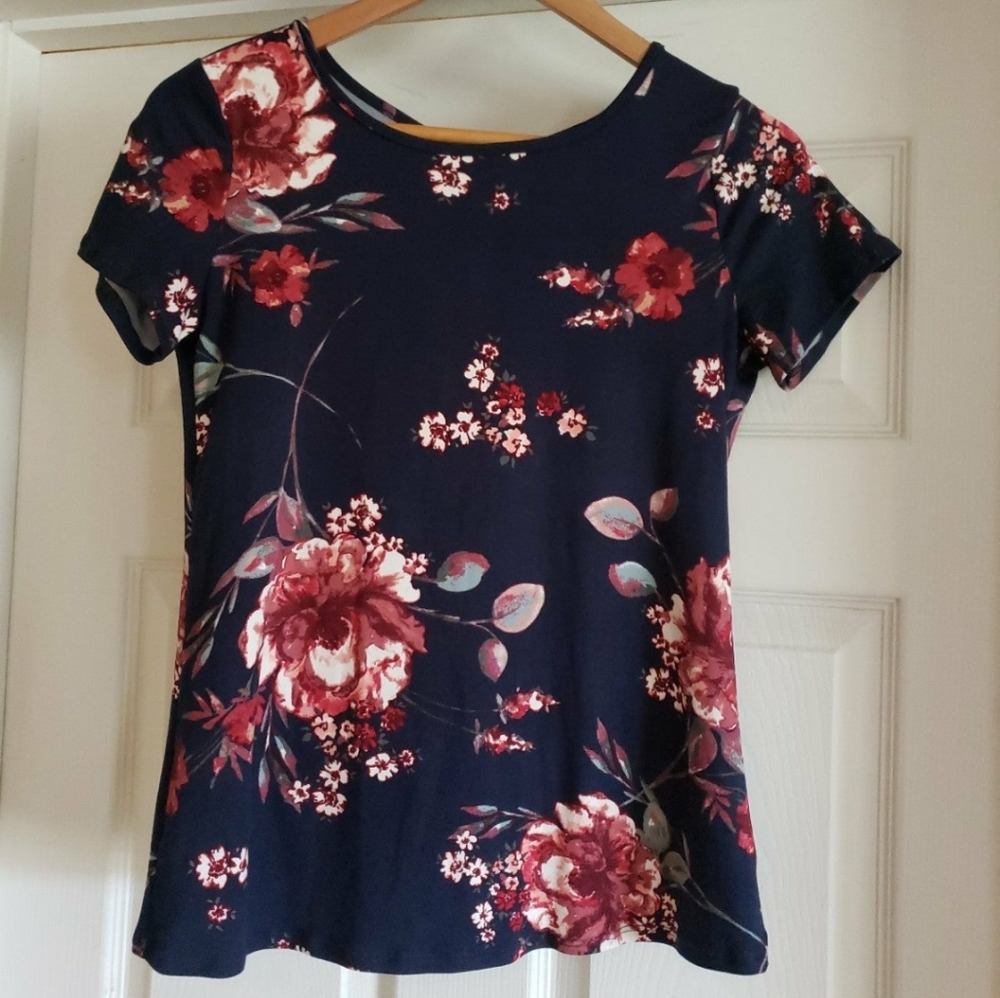 Daytrip Womens Floral Top Open Twist Back XS Navy Blue Purple Pink Soft